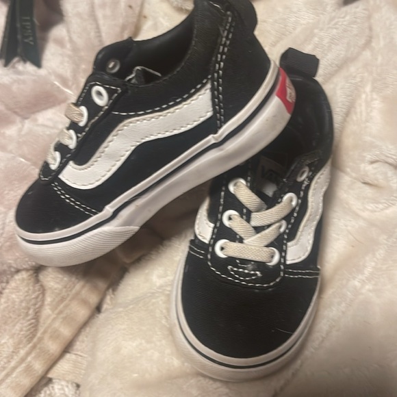 Vans toddler size 5 black and white canvas - Picture 5 of 5